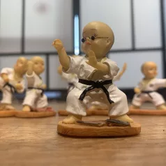 Szobor, Karate baba 7
